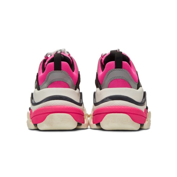 Balenciaga pink triple S sneaker - Picture 3 of 8